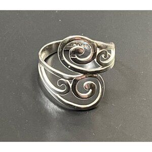 Sterling Silver IBB Filigree Bypass Ring Size 9-10 Slightly Adjustable